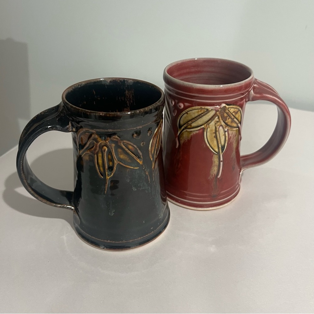 Handcrafted Ceramic Mugs with Leaf Design
